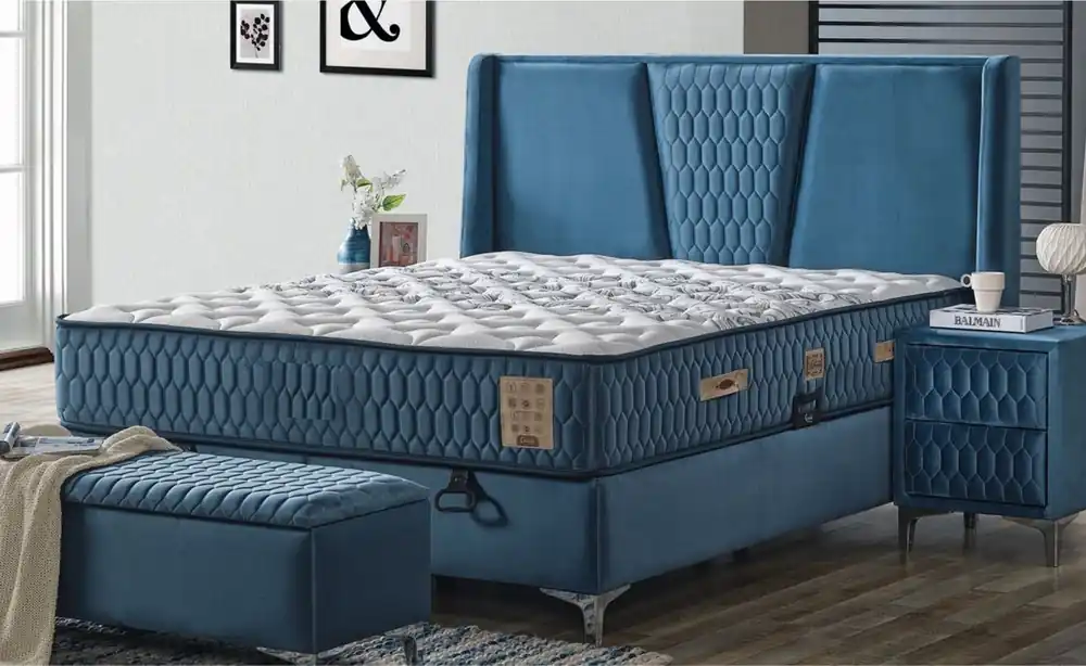 Saisonangebot Casa Padrino letto matrimoniale di lusso blu / bianco / argento 180 x 200 cm - Letto in legno massello con testiera e materasso - Mobili per camera da letto - Mobili hotel - Mobili di lusso