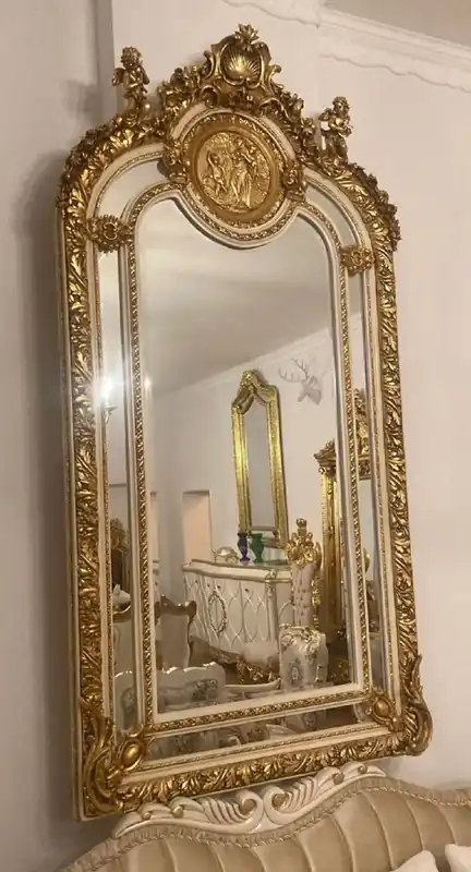 Neuheit Casa Padrino specchio barocco oro / crema bianco - Specchio da parete fatto a mano in stile barocco con decorazioni eleganti e figure di angeli decorativi - Mobili barocchi - Nobili e magnifici