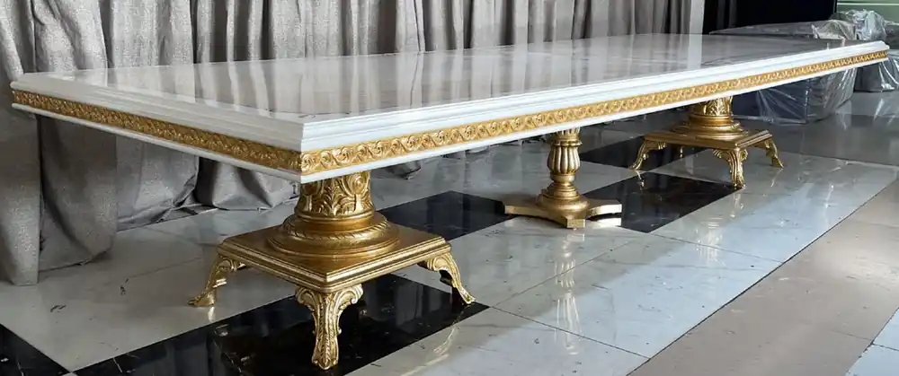 Casa Padrino tavolo da pranzo barocco di lusso crema / bianco / oro 700 cm - Enorme tavolo da pranzo in legno massiccio - Mobili da pranzo in stile barocco - Mobili barocchi - Arredamento barocchi Letzte Chance