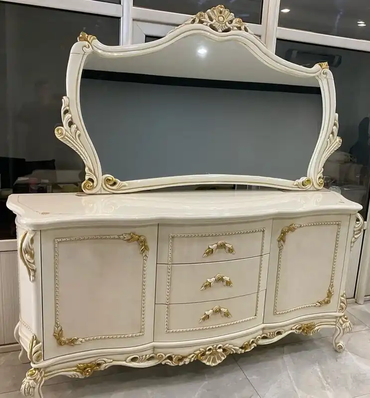 Casa Padrino credenza barocco di lusso 220 cm con specchio crema / oro Markenware