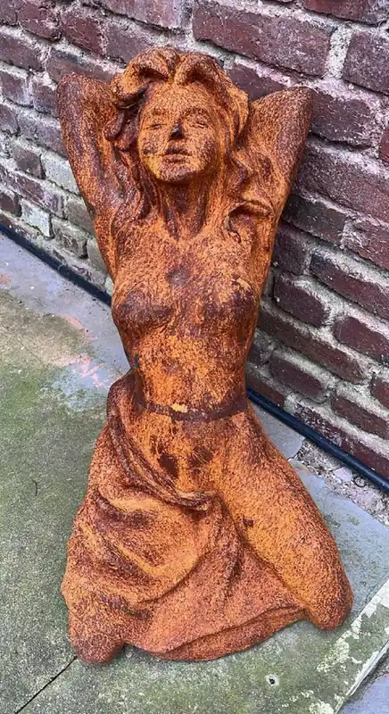 Casa Padrino Scultura Art Nouveau del Giardino Donna Ruggine A. 72,6 cm Nur Heute