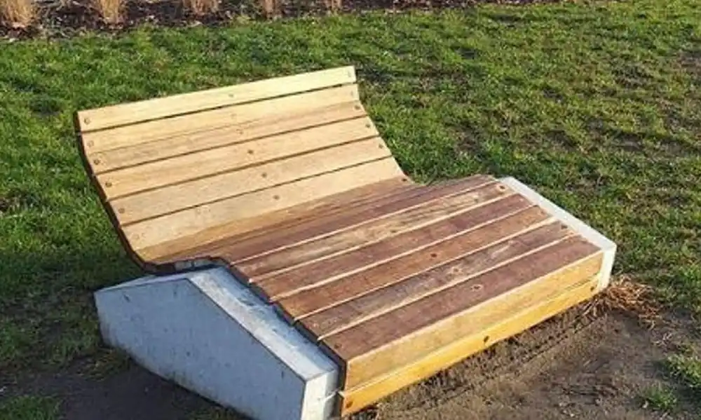 Casa Padrino lettino da parco - Lettino da giardino naturale / grigio 120 cm - Mobili da esterno e da parco Top-Preis