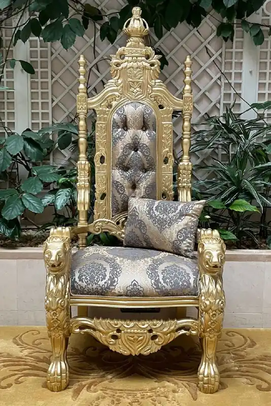 Sale Pompöös di Casa Padrino poltrona trono barocco di lusso Provenza oro / grigio / oro - progettata da Harald Glööckler