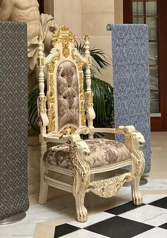 Pompöös di Casa Padrino poltrona trono barocco di lusso Provenza argento / crema bianco / oro - progettata da Harald Glööckler Echt