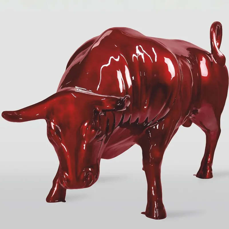 Casa Padrino scultura decorativa XXL toro rosso metallizzato 235 cm - Figura da giardino Must-Have