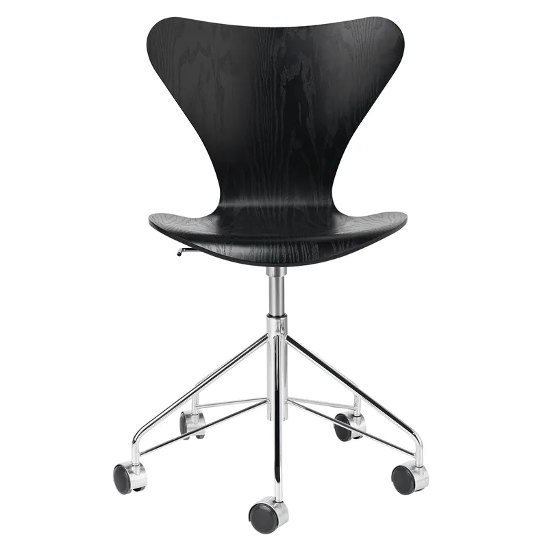 3117 (Serie 7™) von Fritz Hansen Preiswert
