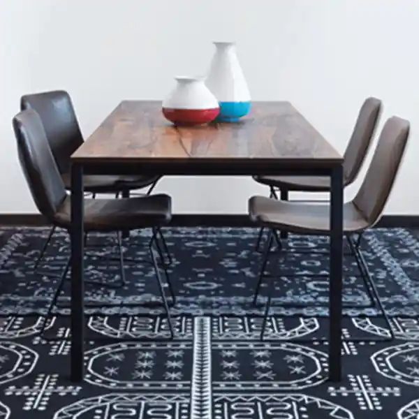 S 600 (amerikanischer Nussbaum) von Janua Bestseller