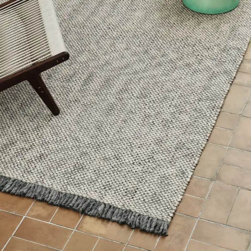 Bold Melange von Kvadrat Rabatt