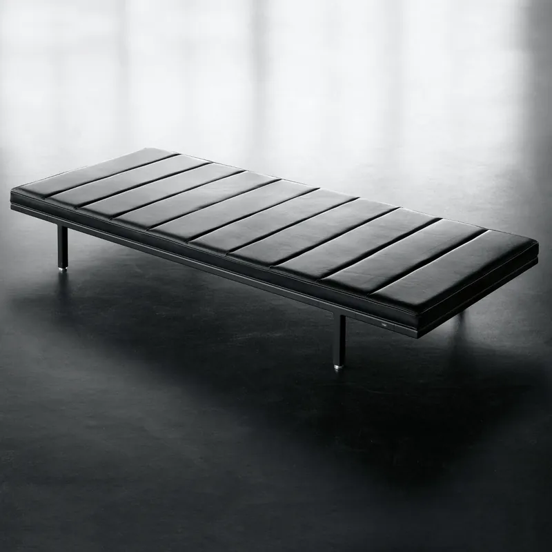 Nur Heute Vipp 461 Daybed von Vipp