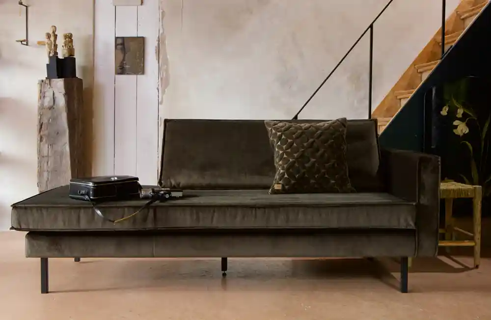 Schneller Versand Chaiselongue Recamiere dunkelgrün Samt Rodeo