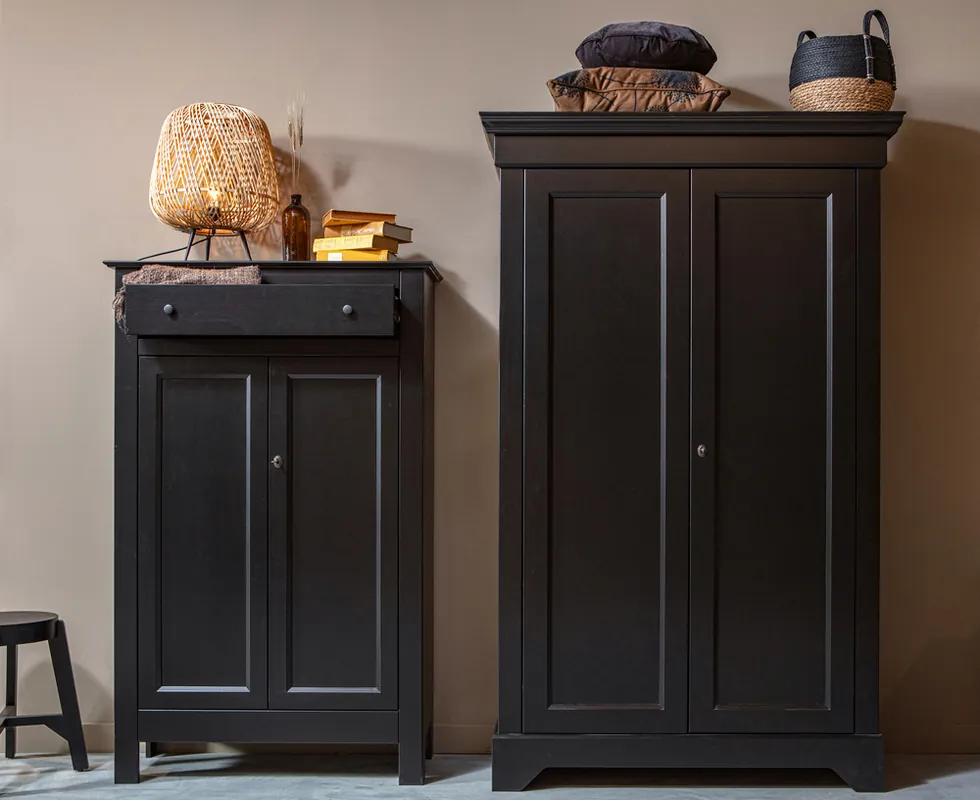 Brocante Schrank ISABEL Kiefer schwarz Knallerangebot